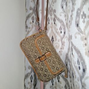 Bang Jeun Wallet Wristlet